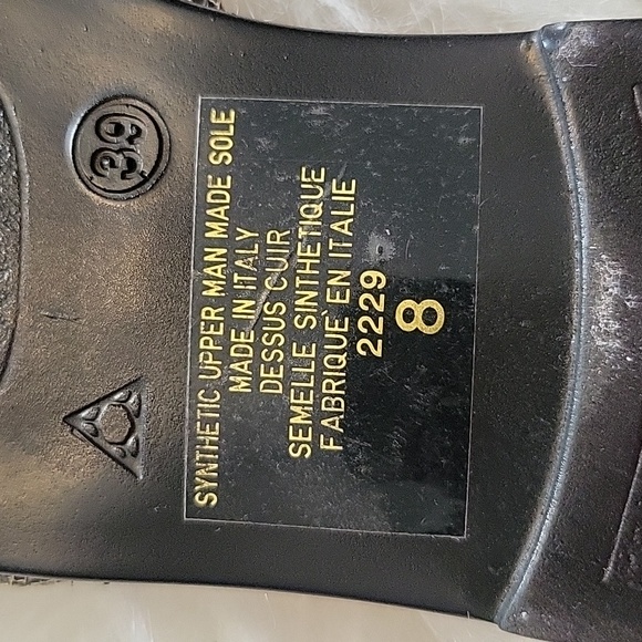 Maria Calletti Flip Flops - Picture 6 of 7